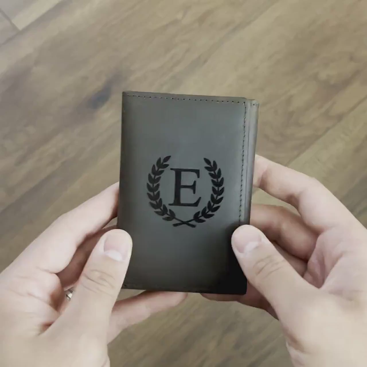 Custom Trifold Wallet Engraved Leather Anniversary Father's Day Gift Personalized Men's Wallet Perfect Christmas Gift for him